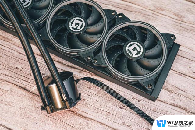 技嘉RTX 5060 Ti 8G魔鹰显卡：128bit显存位宽的隐藏陷阱详解