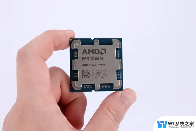 2024年10月AMD平台配置分享：9700X X870E 4070Ti S装机实测，性能评测报告