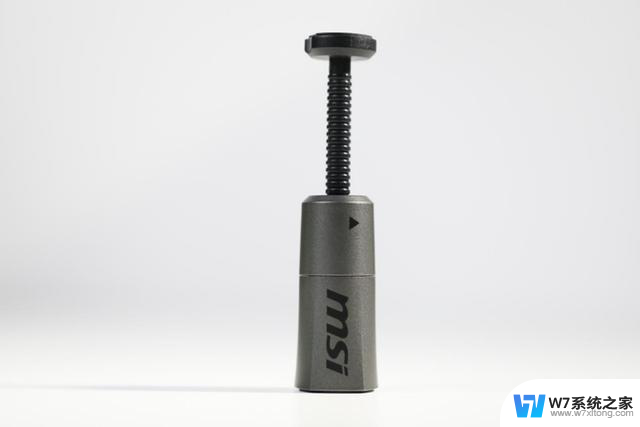 颜值超高、性能超强 微星RTX 5070 Ti魔龙游戏显卡评测：性能怎么样？值不值得购买？